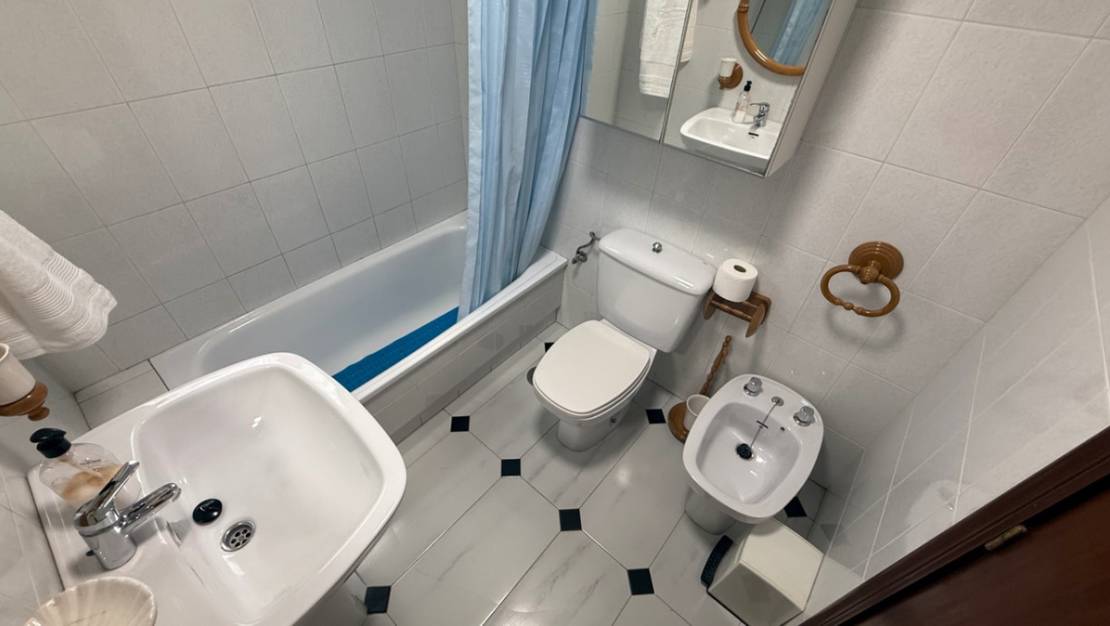 Sale - Apartment - Torrevieja - Torrevieja Centro