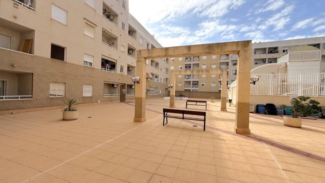 Sale - Apartment - Torrevieja - Torrevieja Centro
