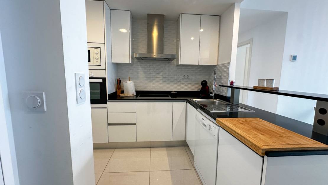 Sale - Apartment - Torrevieja - Torrevieja Centro