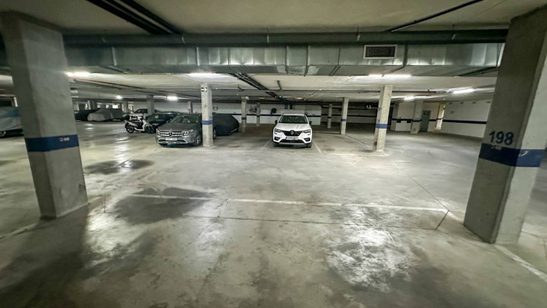 Sale - Apartment - Torrevieja - Torrevieja Centro