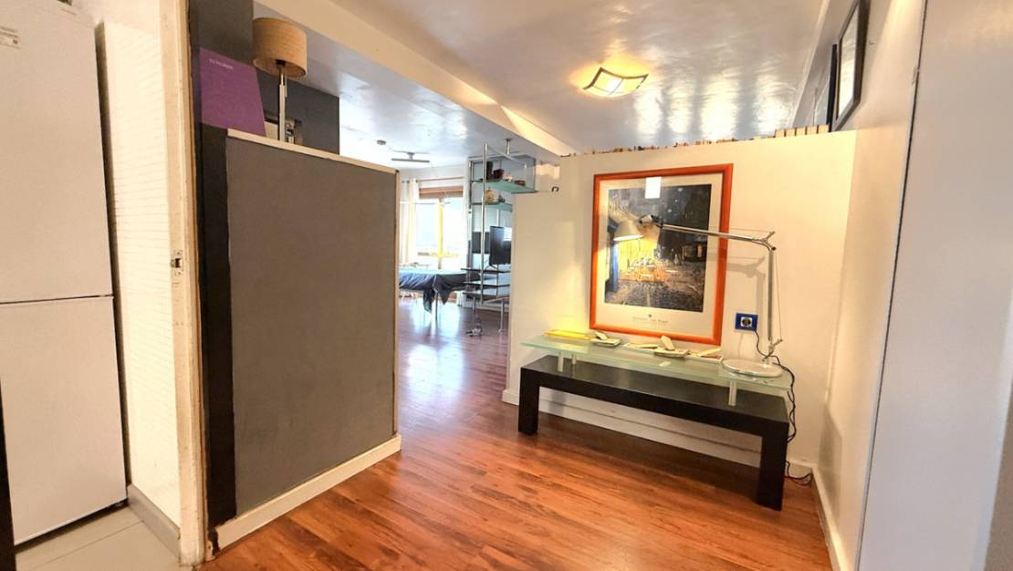 Sale - Apartment - Torrevieja - Torrevieja Centro