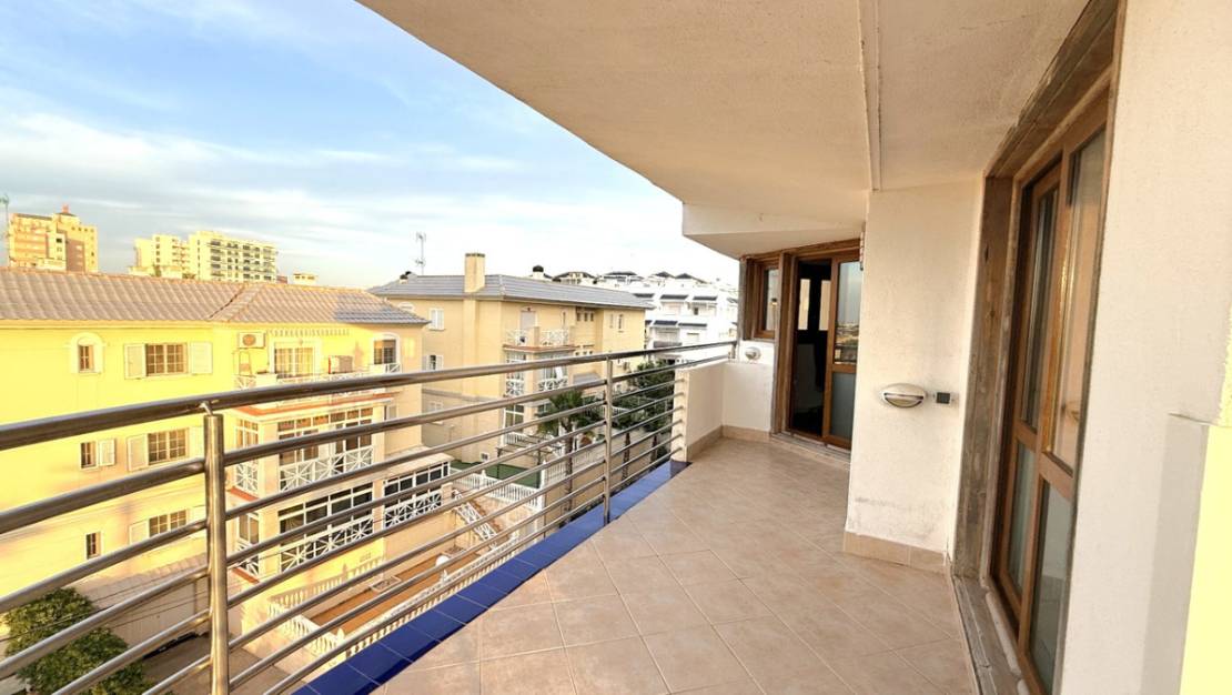 Sale - Apartment - Torrevieja - Torrevieja Centro