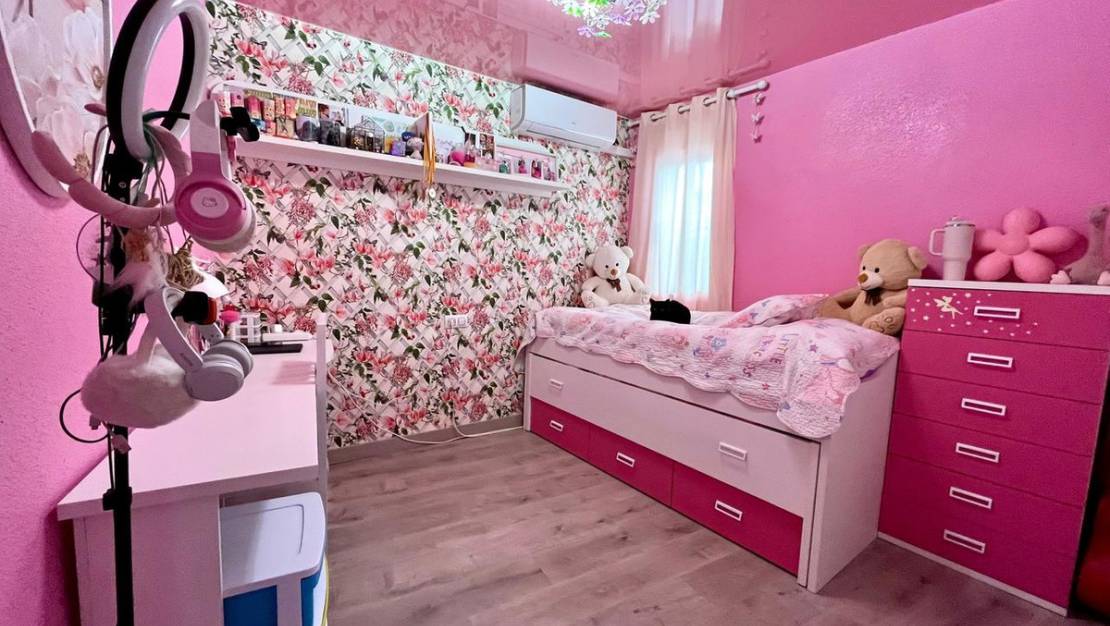 Sale - Apartment - Torrevieja - Torrevieja Centro