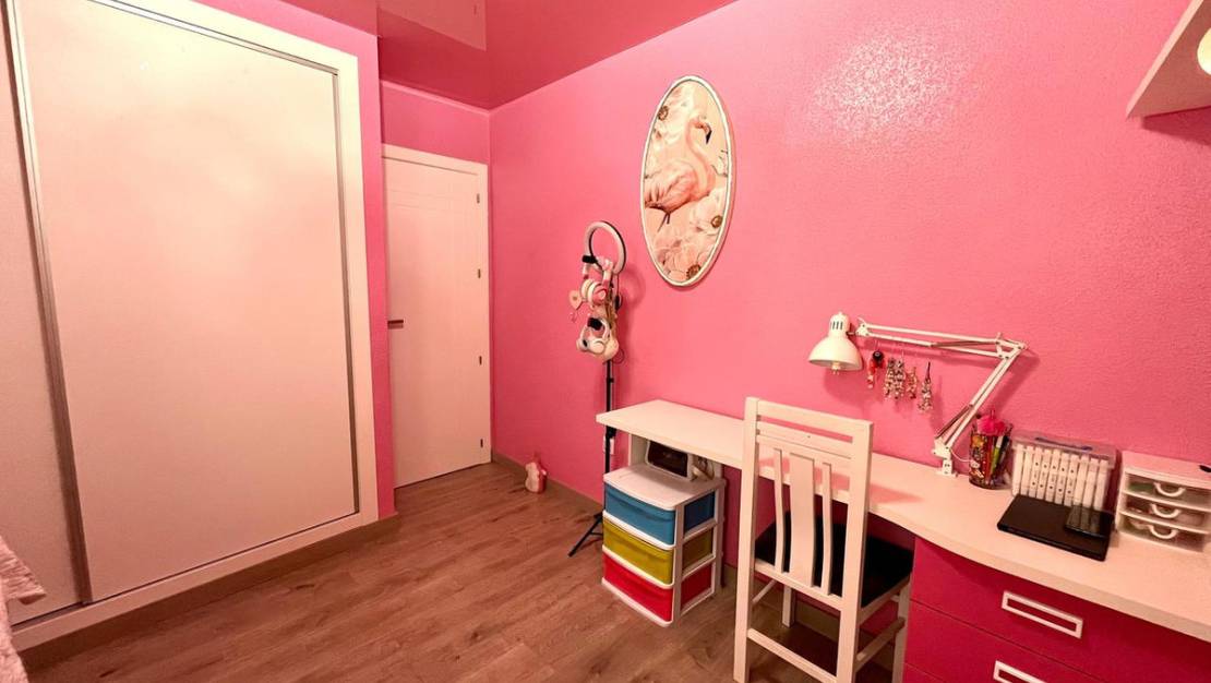 Sale - Apartment - Torrevieja - Torrevieja Centro