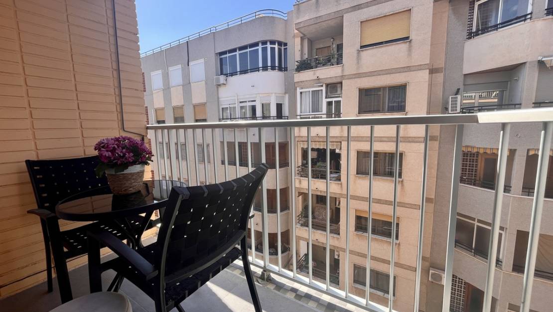 Sale - Apartment - Torrevieja - Torrevieja Centro