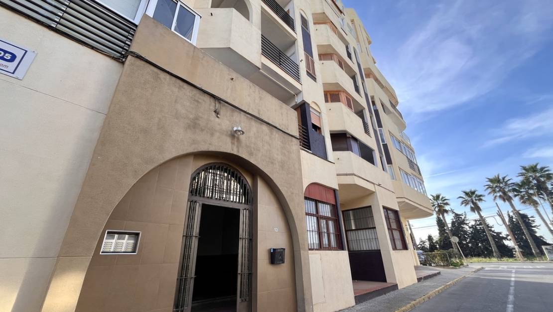 Sale - Apartment - Torrevieja - Torrevieja Centro