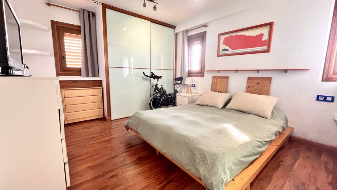 Sale - Apartment - Torrevieja - Torrevieja Centro