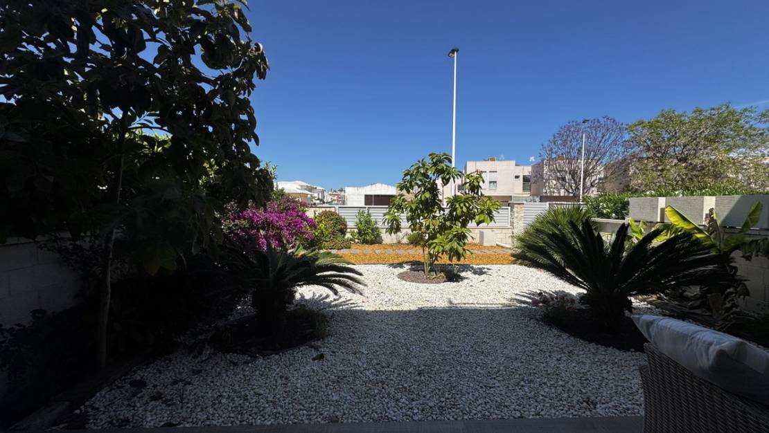 Sale - Apartment - Torrevieja - Torrevieja Centro