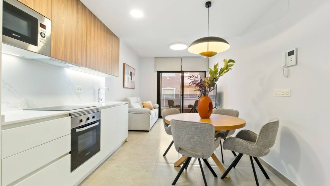 Sale - Apartment - Torrevieja - Torrevieja Centro