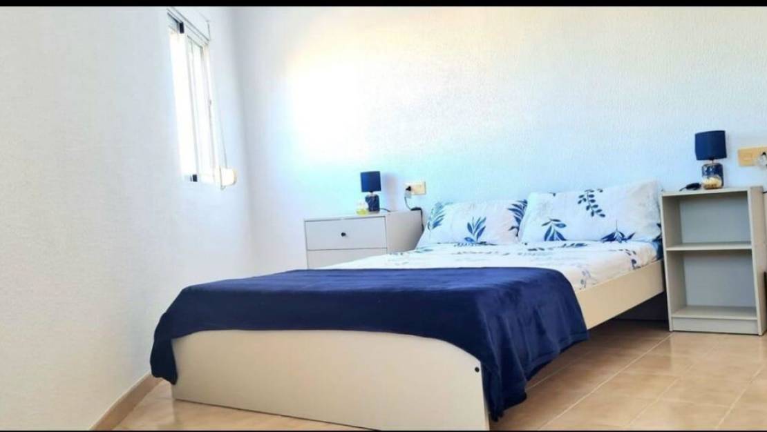 Sale - Apartment - Torrevieja - Torrevieja Centro