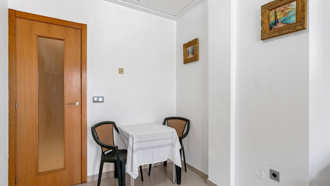 Sale - Apartment - Torrevieja - Torrevieja Centro
