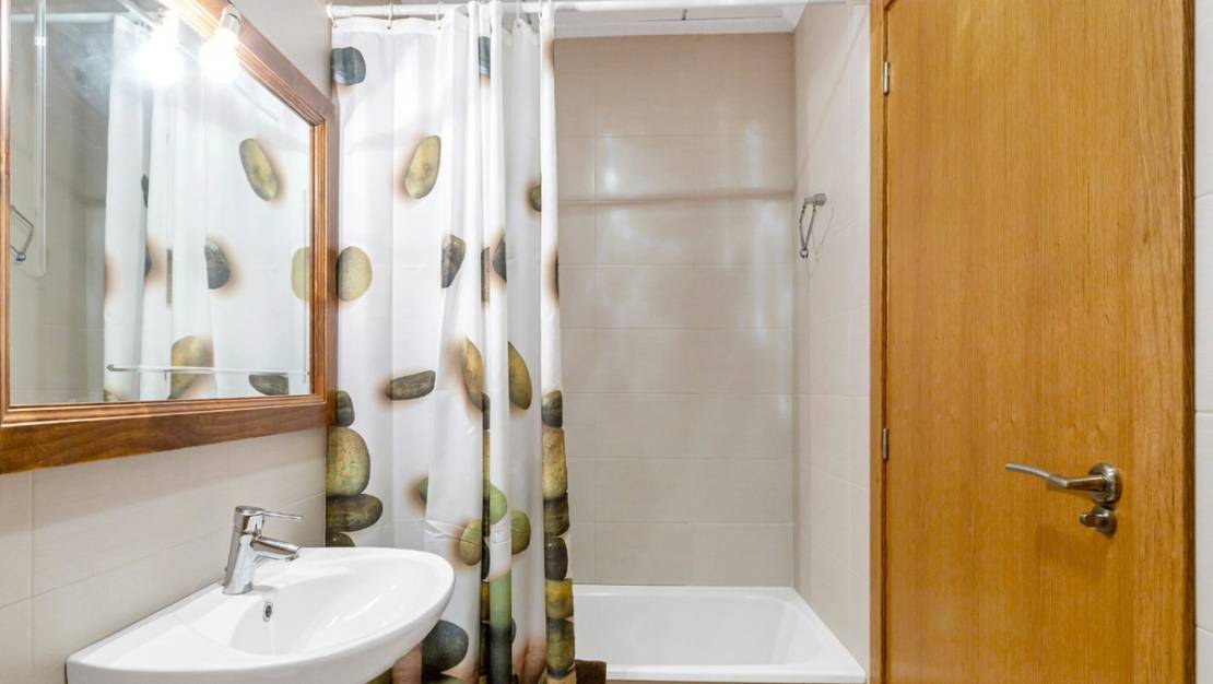 Sale - Apartment - Torrevieja - Torrevieja Centro