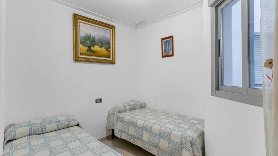 Sale - Apartment - Torrevieja - Torrevieja Centro