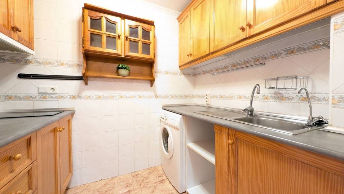 Sale - Apartment - Torrevieja - Torrevieja Centro