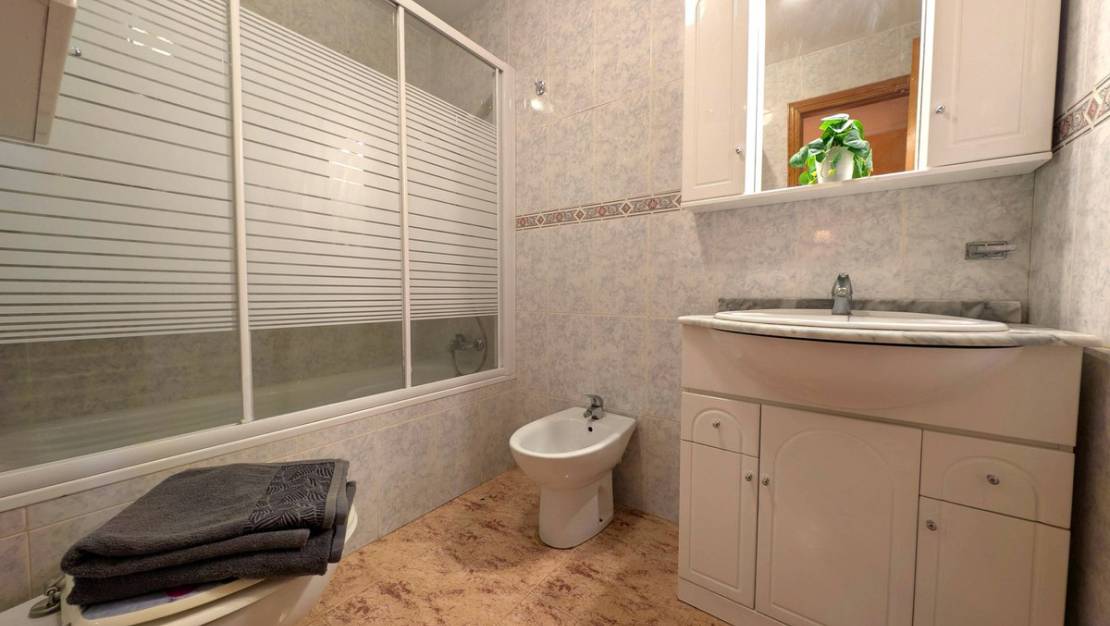 Sale - Apartment - Torrevieja - Torrevieja Centro