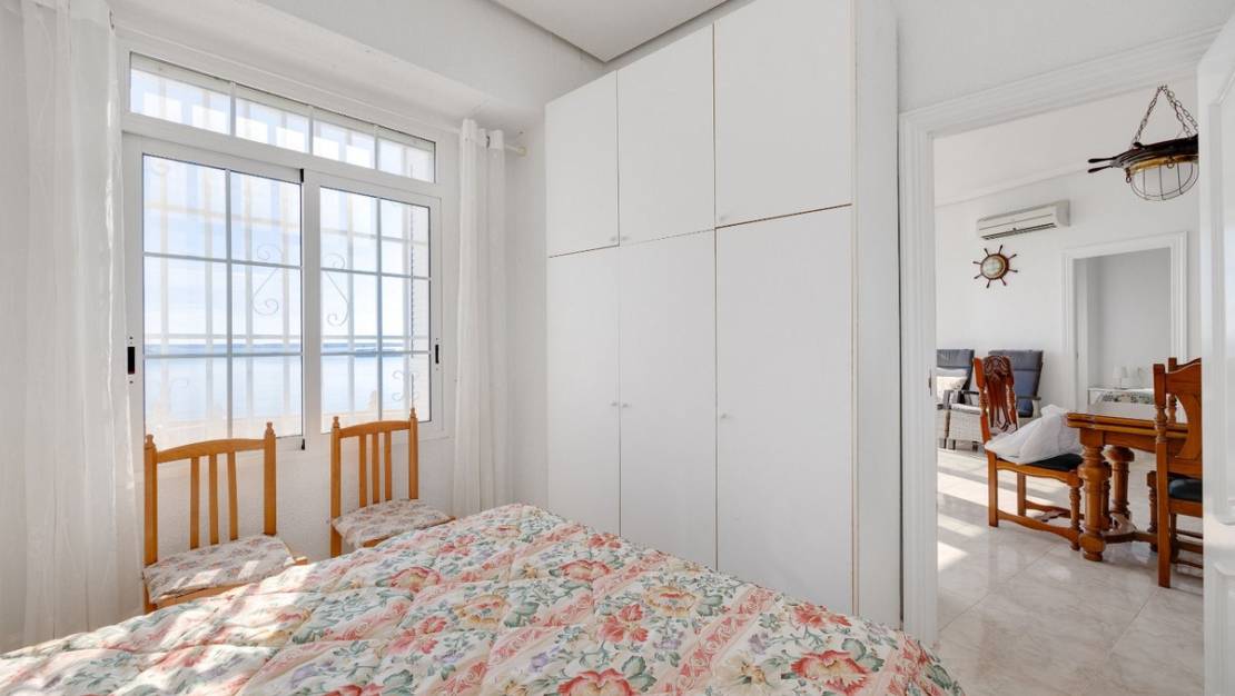 Sale - Apartment - Torrevieja - Torrevieja Centro