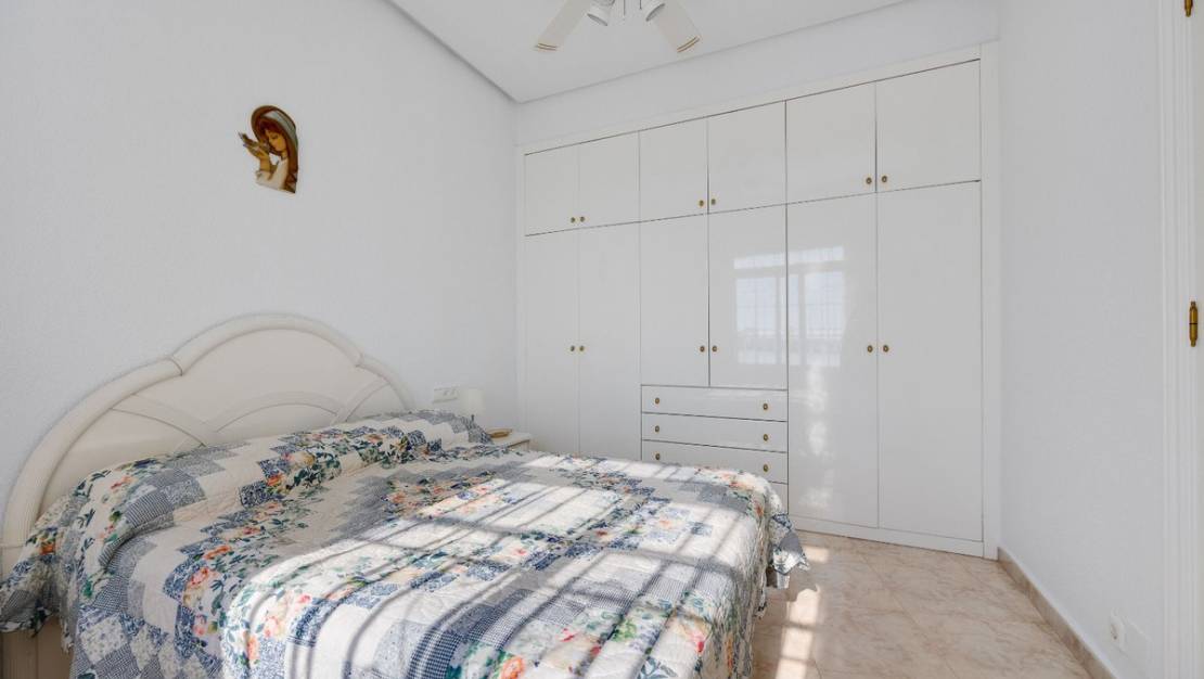 Sale - Apartment - Torrevieja - Torrevieja Centro