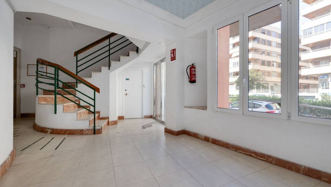 Sale - Apartment - Torrevieja - Torrevieja Centro