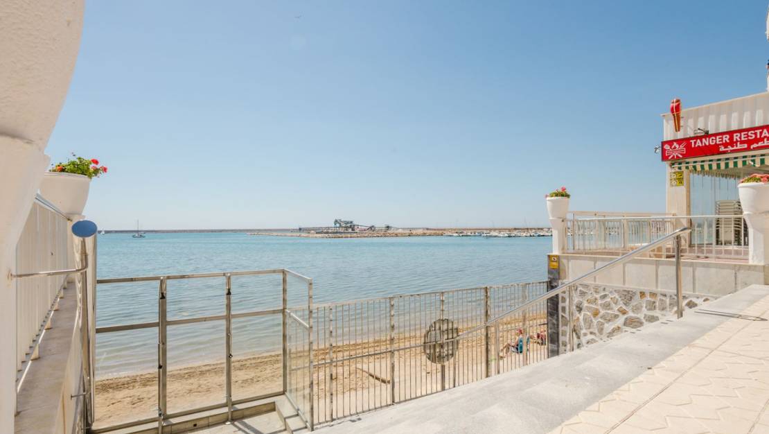 Sale - Apartment - Torrevieja - Torrevieja Centro