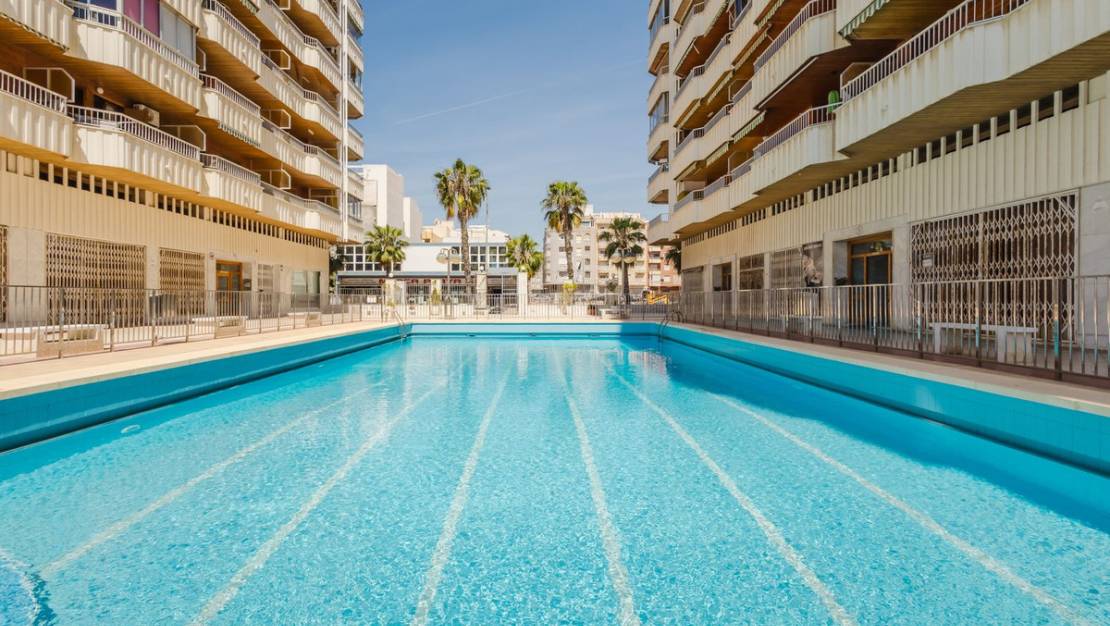 Sale - Apartment - Torrevieja - Torrevieja Centro