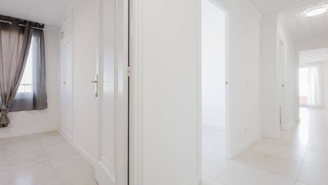 Sale - Apartment - Torrevieja - Torrevieja Centro