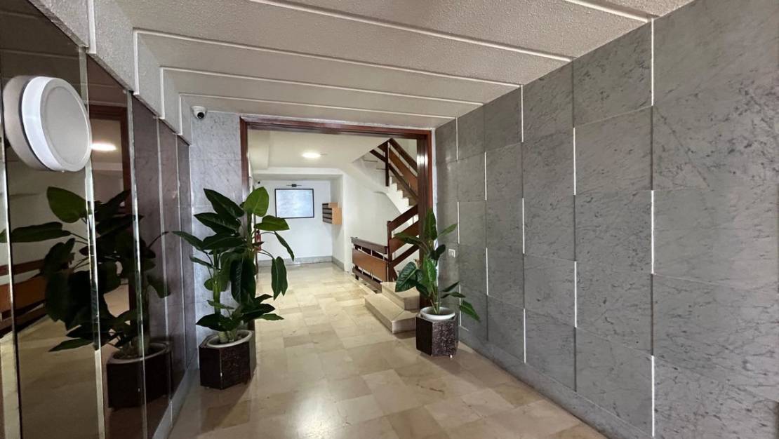 Sale - Apartment - Torrevieja - Torrevieja Centro