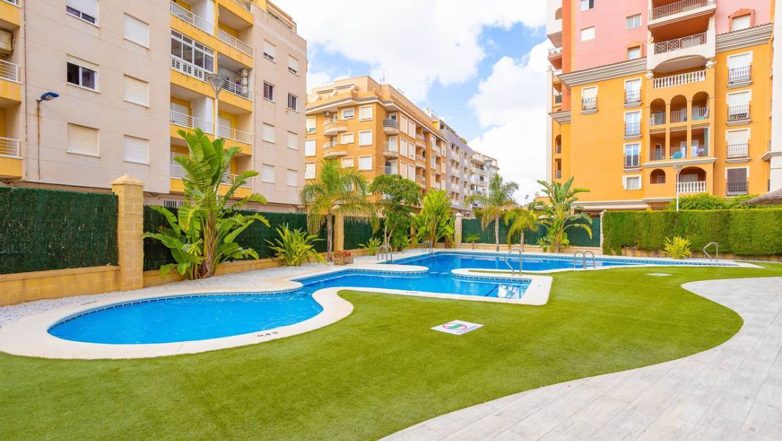Sale - Apartment - Torrevieja - Torrevieja Centro