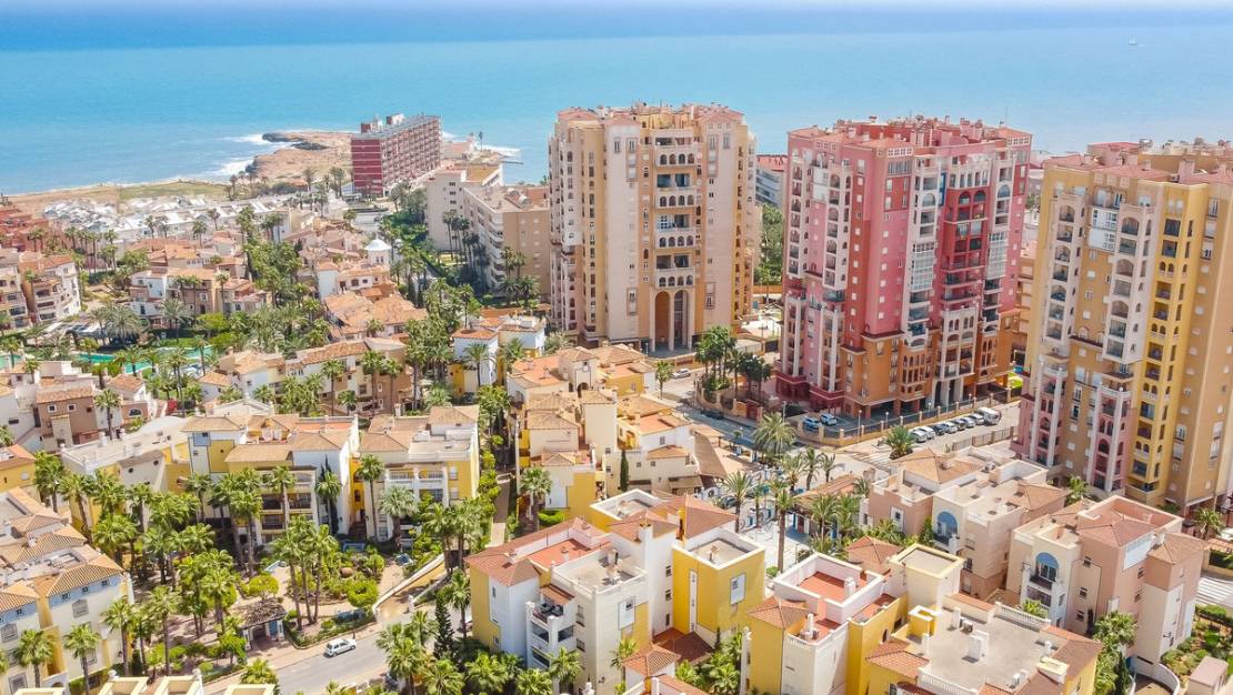 Sale - Apartment - Torrevieja - Torrevieja Centro