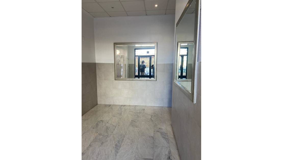 Sale - Apartment - Torrevieja - Torrevieja Centro