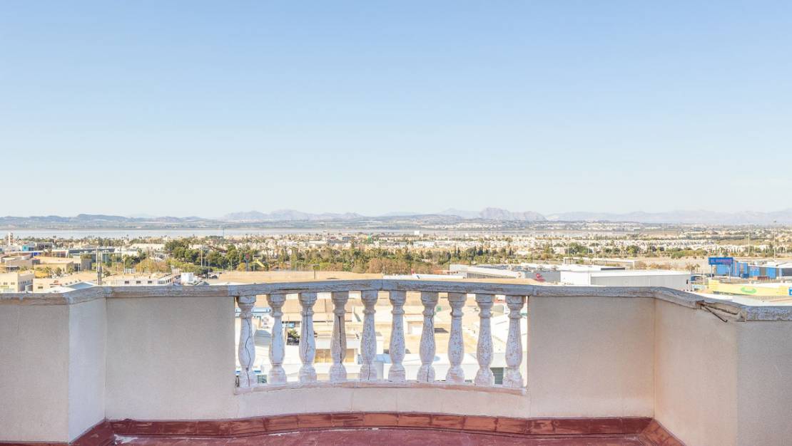 Sale - Apartment - Torrevieja - Torrevieja Centro