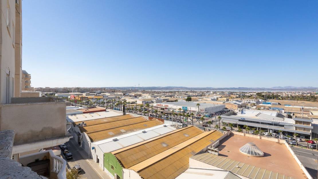 Sale - Apartment - Torrevieja - Torrevieja Centro