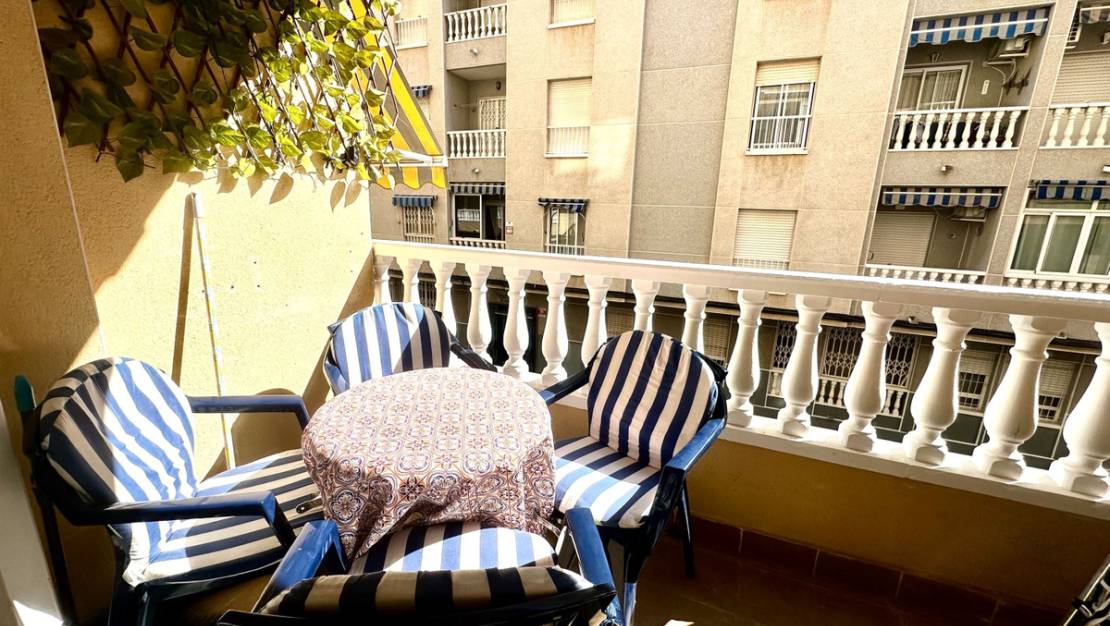 Sale - Apartment - Torrevieja - Torrevieja Centro
