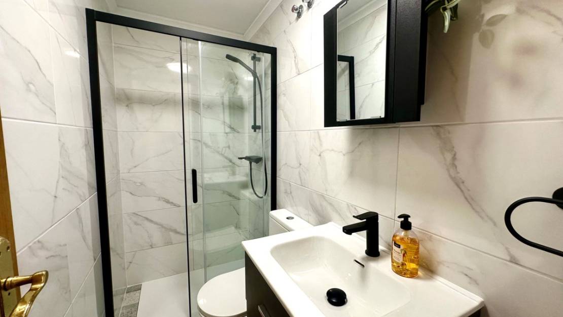 Sale - Apartment - Torrevieja - Torrevieja Centro