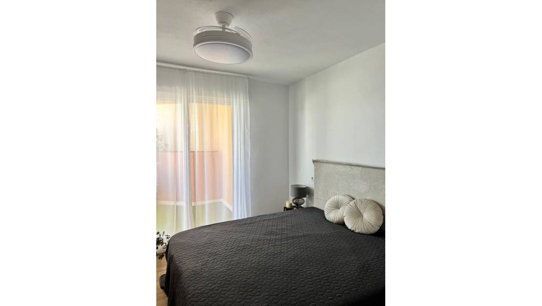 Sale - Apartment - Torrevieja - Torrevieja Centro