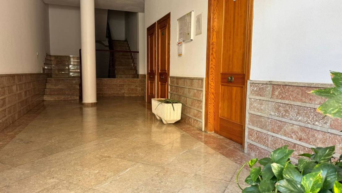 Sale - Apartment - Torrevieja - Torrevieja Centro