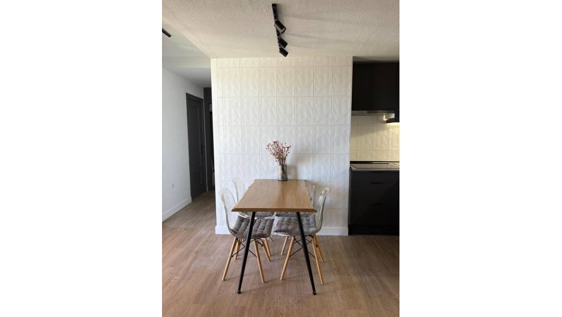 Sale - Apartment - Torrevieja - Torrevieja Centro