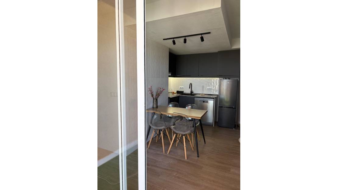 Sale - Apartment - Torrevieja - Torrevieja Centro