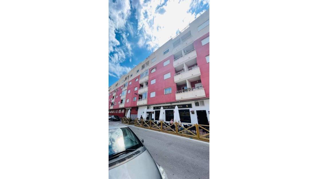 Sale - Apartment - Torrevieja - Torrevieja Centro