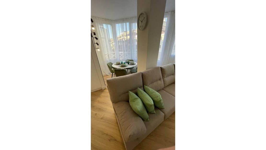 Sale - Apartment - Torrevieja - Torrevieja Centro