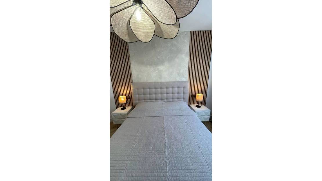 Sale - Apartment - Torrevieja - Torrevieja Centro