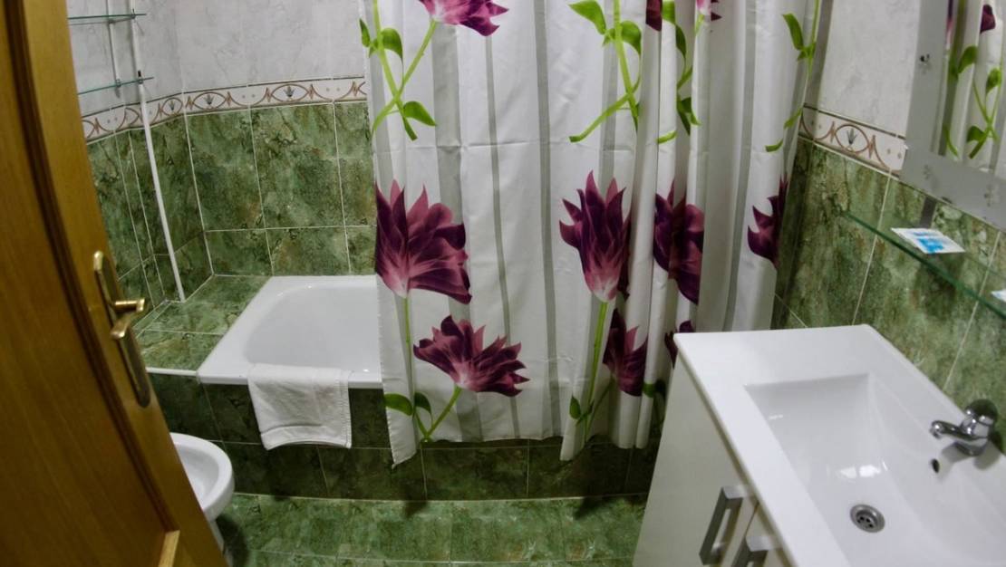 Sale - Apartment - Torrevieja - Torrevieja Centro