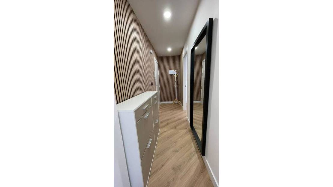 Sale - Apartment - Torrevieja - Torrevieja Centro