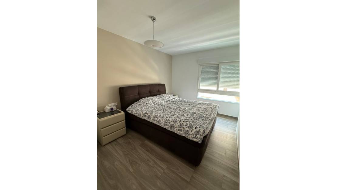 Sale - Apartment - Torrevieja - Torrevieja Centro