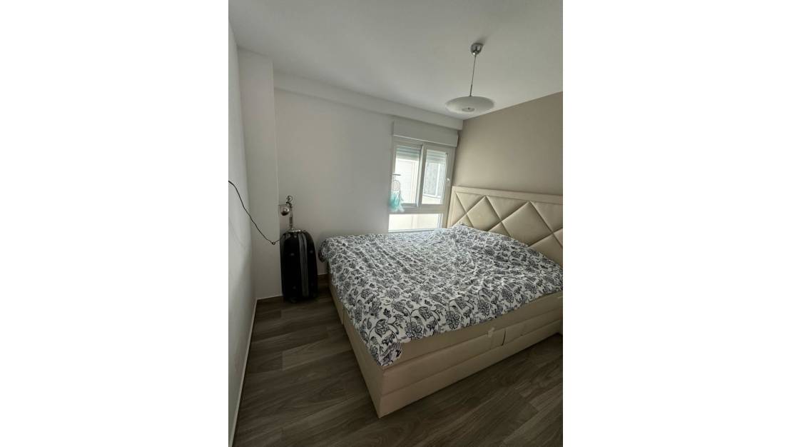 Sale - Apartment - Torrevieja - Torrevieja Centro