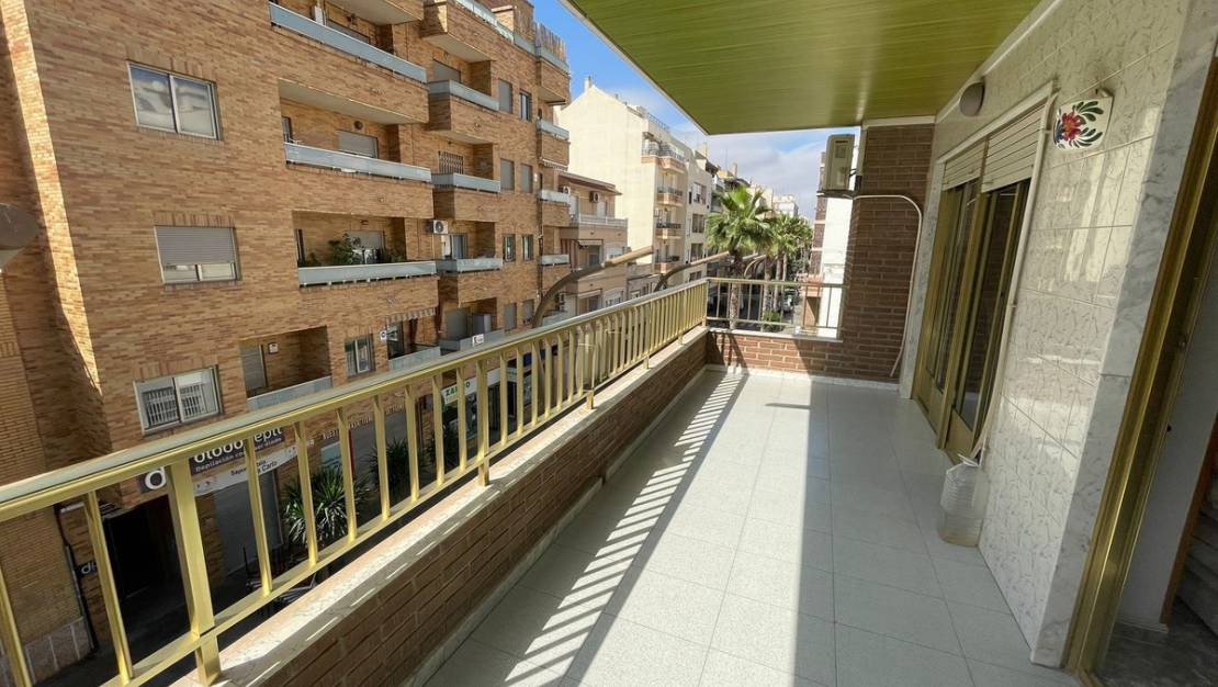 Sale - Apartment - Torrevieja - Torrevieja Centro