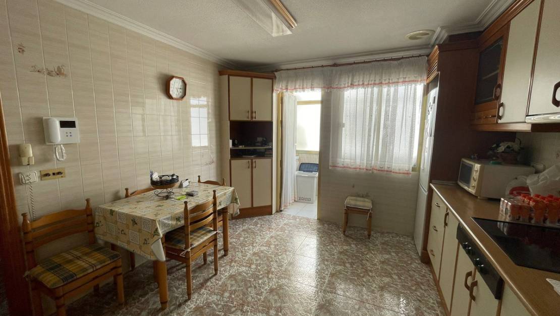 Sale - Apartment - Torrevieja - Torrevieja Centro