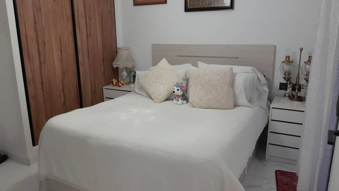 Sale - Apartment - Torrevieja - Torrevieja Centro