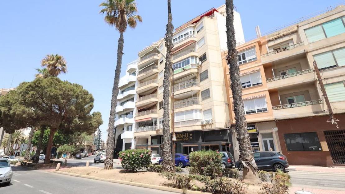 Sale - Apartment - Torrevieja - Torrevieja Centro