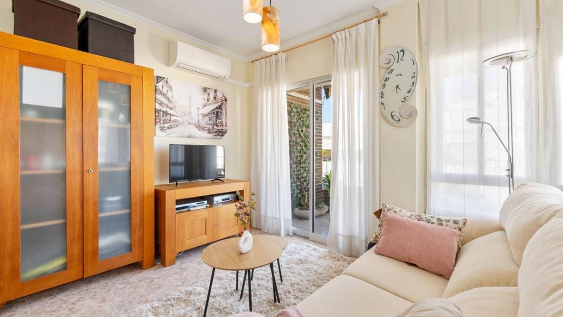 Sale - Apartment - Torrevieja - Torrevieja Centro