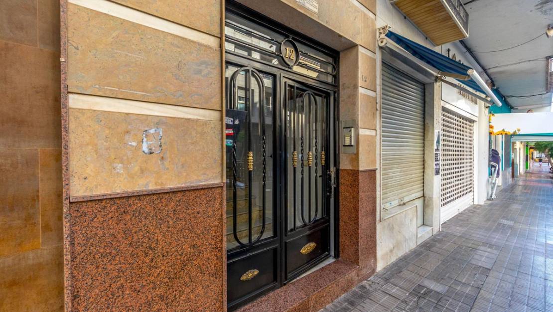 Sale - Apartment - Torrevieja - Torrevieja Centro